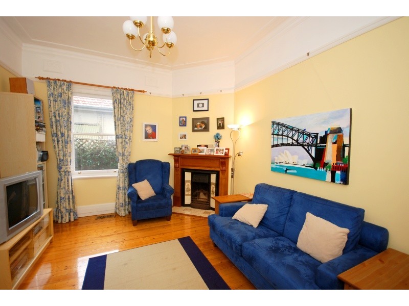 11  Oakville Road, Willoughby NSW 2068