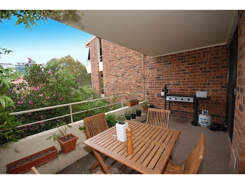 4/2 Spruson Street, Neutral Bay NSW 2089