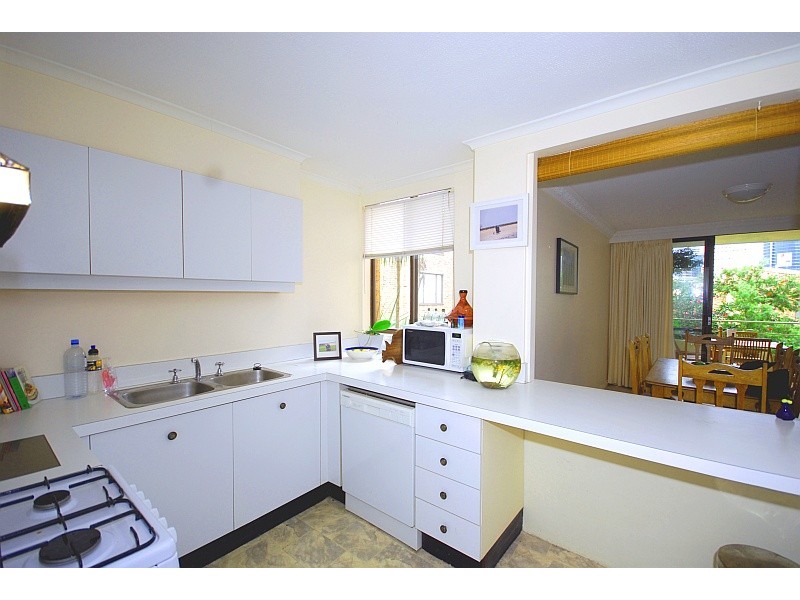 4/2 Spruson Street, Neutral Bay NSW 2089