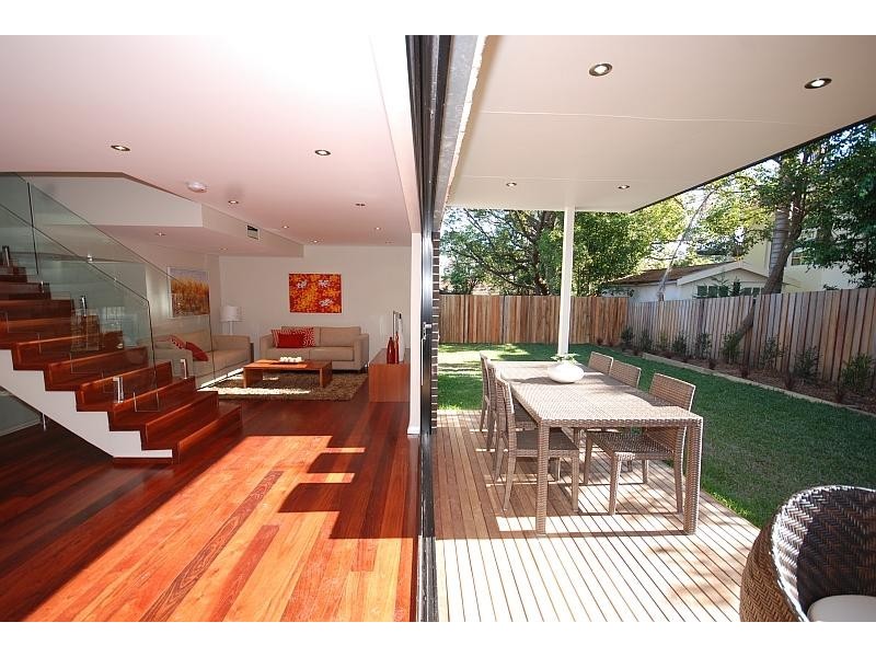 2 Moore Street, Roseville NSW 2069