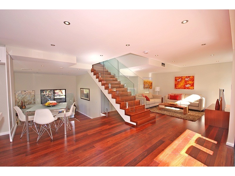 2 Moore Street, Roseville NSW 2069