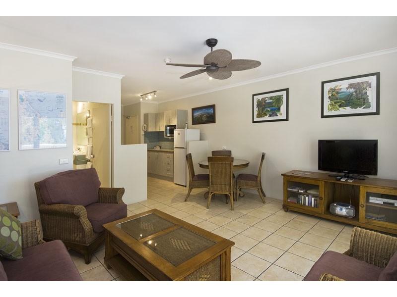21/131 Williams Esplanade, Palm Cove QLD 4879