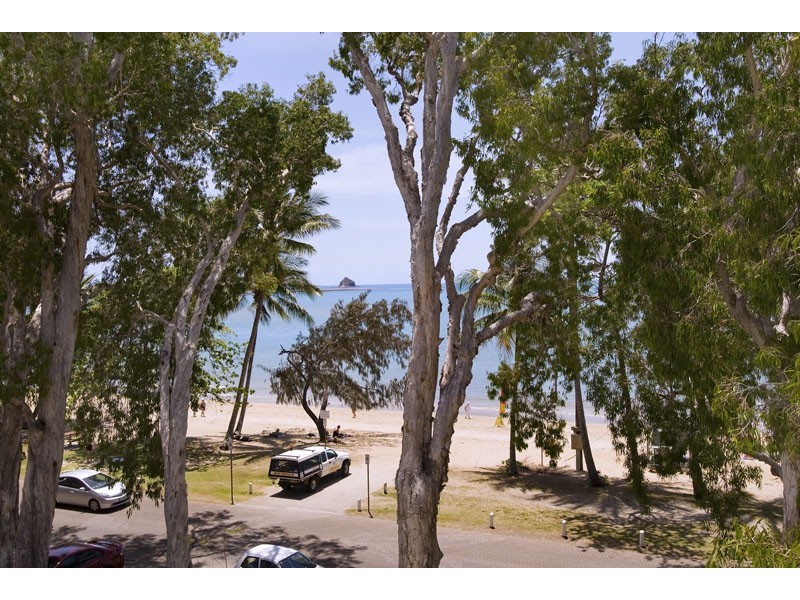 21/131 Williams Esplanade, Palm Cove QLD 4879