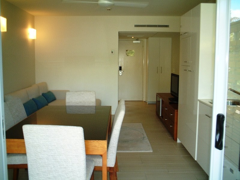 1206/2-22 Veivers Road, Palm Cove QLD 4879