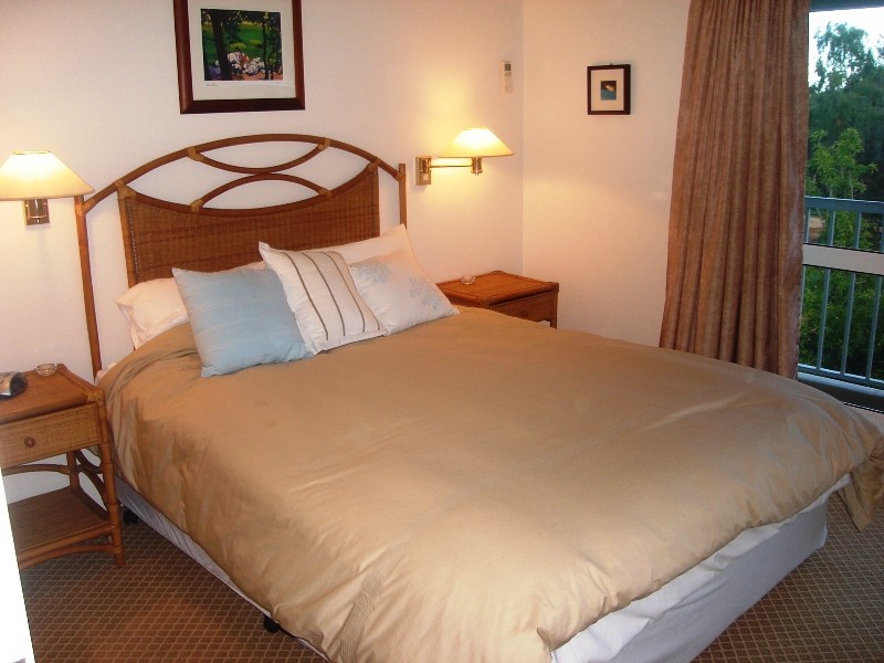 131/999 Coral Coast Drive, Palm Cove QLD 4879
