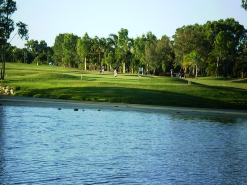 4/77 Sims Esplanade, Yorkeys Knob QLD 4878