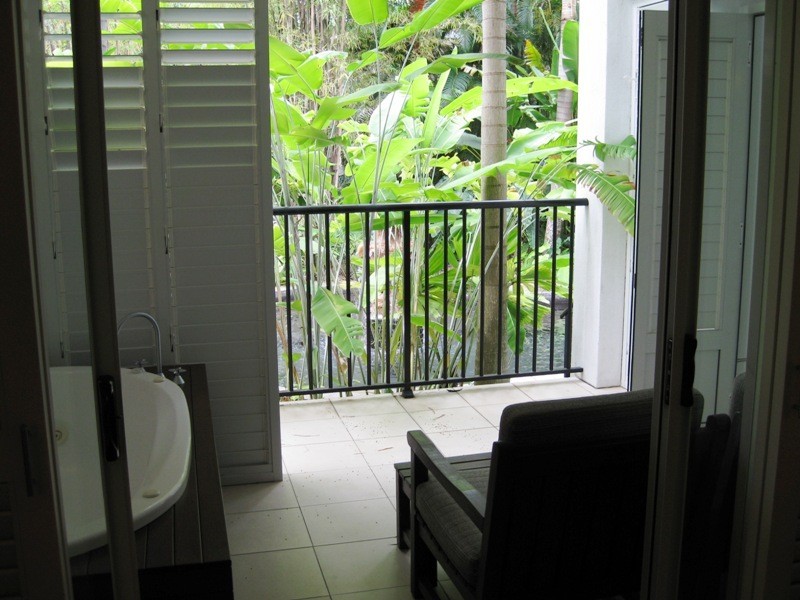 6413/123 Williams Esplanade, Palm Cove QLD 4879