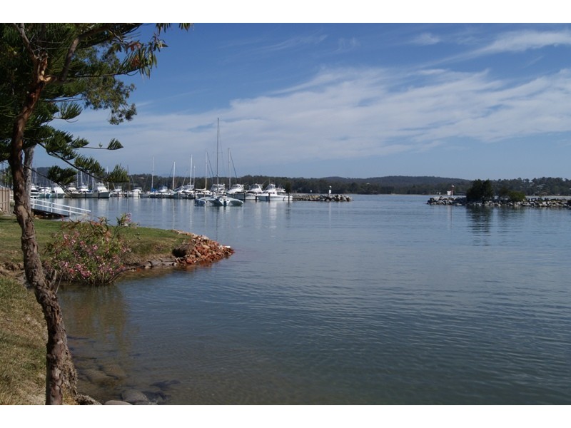 39 Beach Road, Batemans Bay NSW 2536