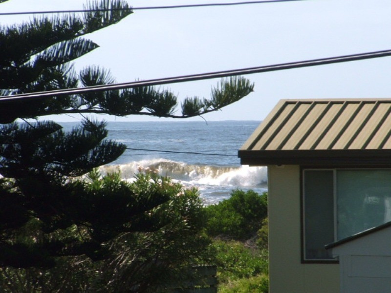 Tomakin NSW 2537