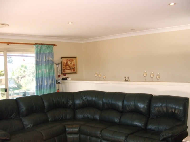Tomakin NSW 2537