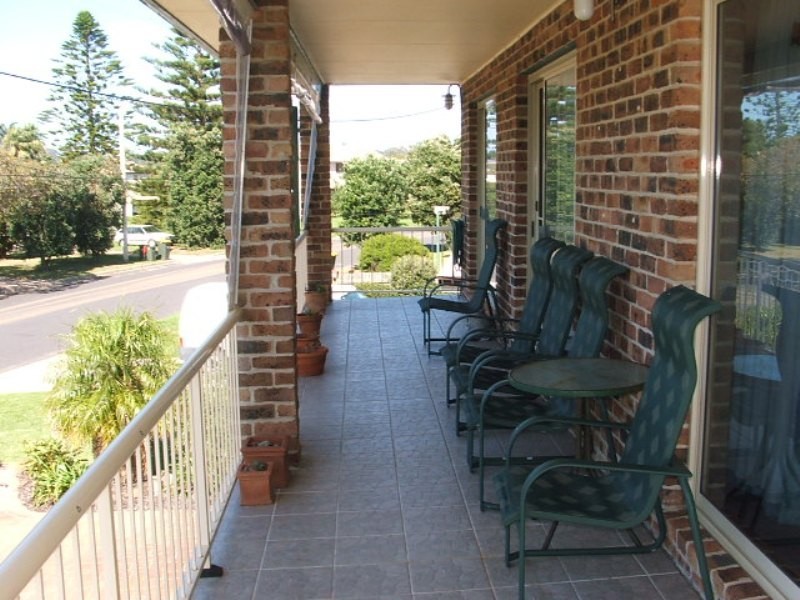 Tomakin NSW 2537