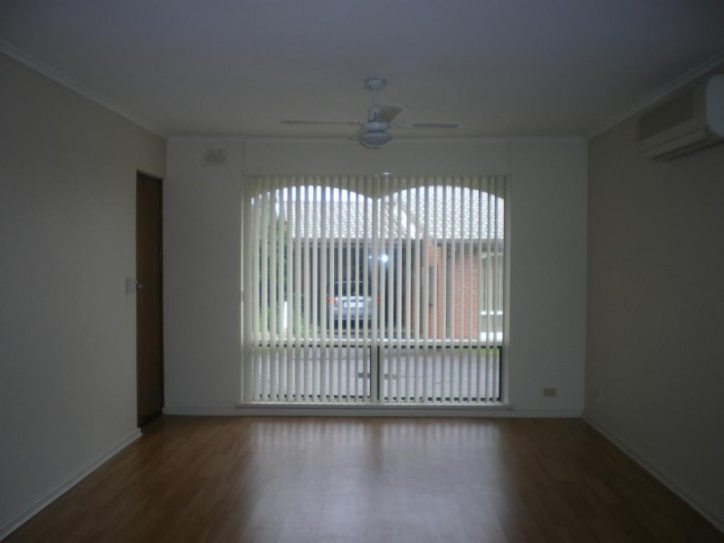 30/60 Booth Avenue, Morphett Vale SA 5162