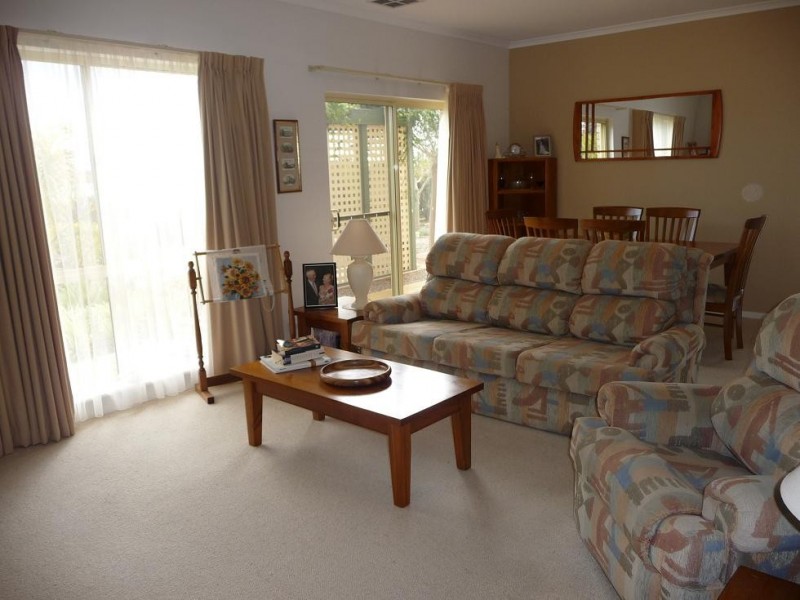 11 Seymour Drive, Wellington East SA 5259