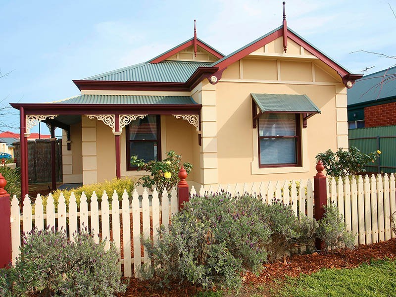 18 Bluewren Circuit, Mawson Lakes SA 5095