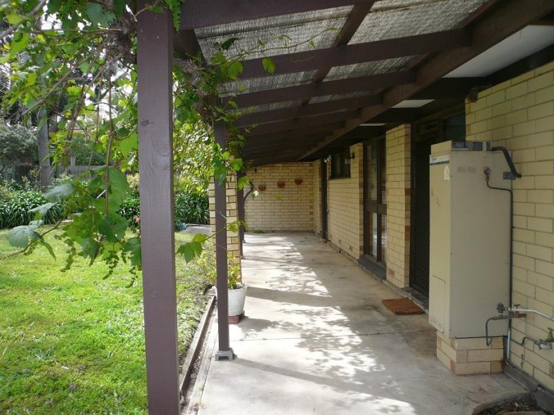 5 Corsair Street, Flagstaff Hill SA 5159