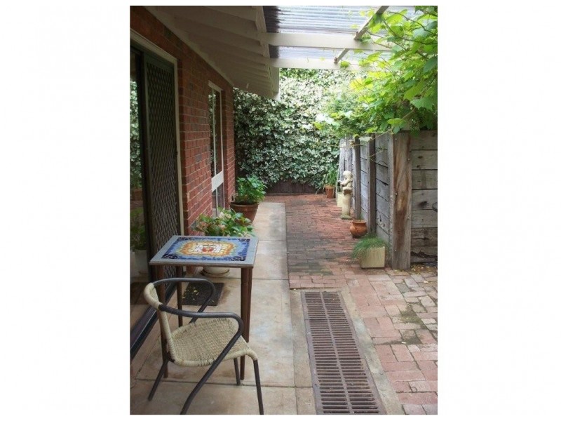 7 Almond Court, Coromandel Valley SA 5051