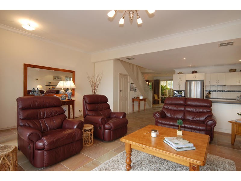 7/12 Arcadia Court, North Haven SA 5018