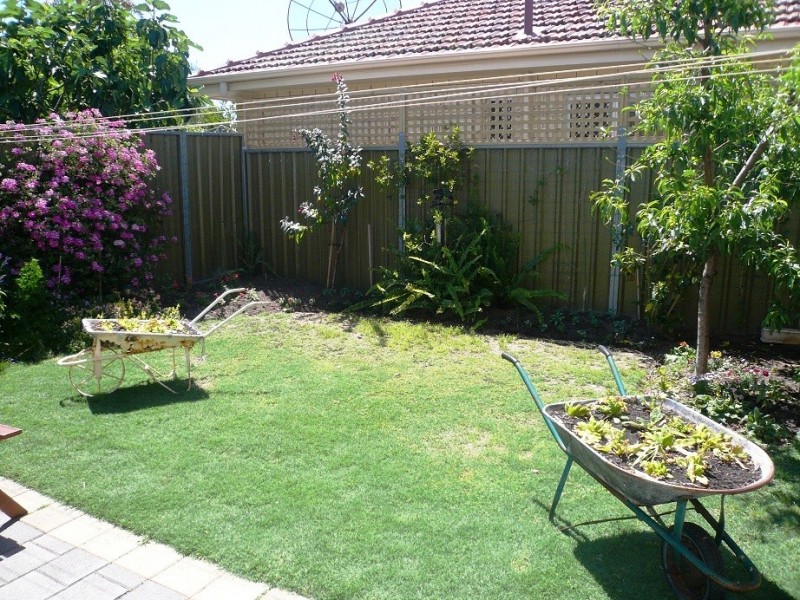 1A Gurrs Road, Seaton SA 5023