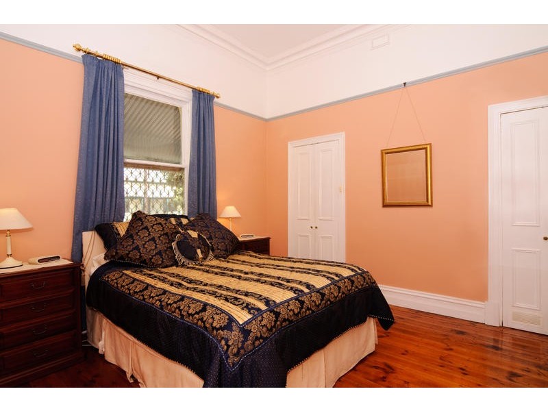 8 Mack Street, Glenelg North SA 5045