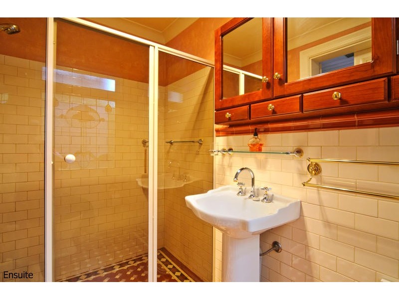 8 Mack Street, Glenelg North SA 5045