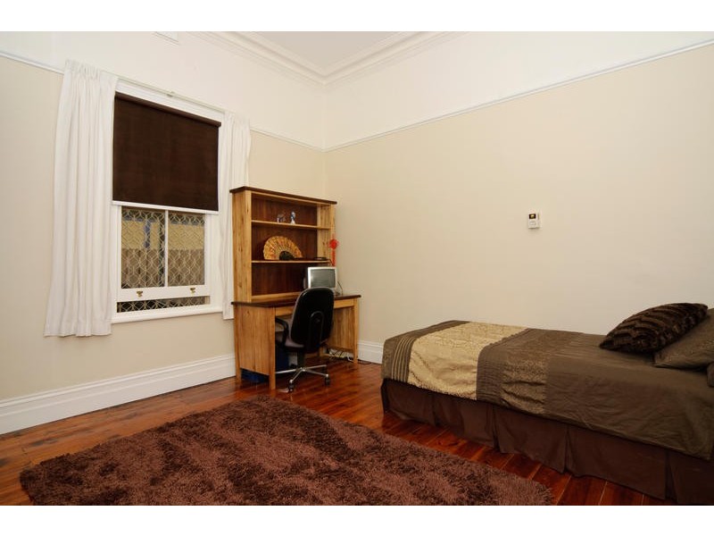 8 Mack Street, Glenelg North SA 5045