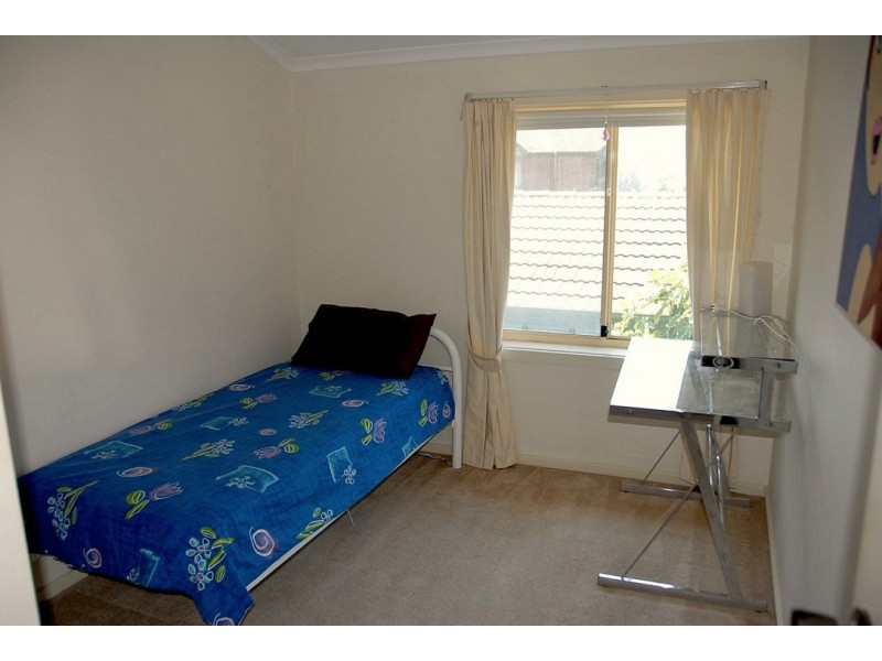 2/2A Maldon Avenue, Mitchell Park SA 5043