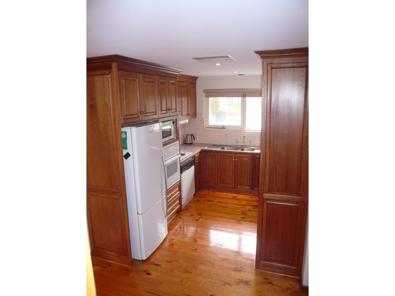 11 Ridgefield Avenue, Seaview Downs SA 5049