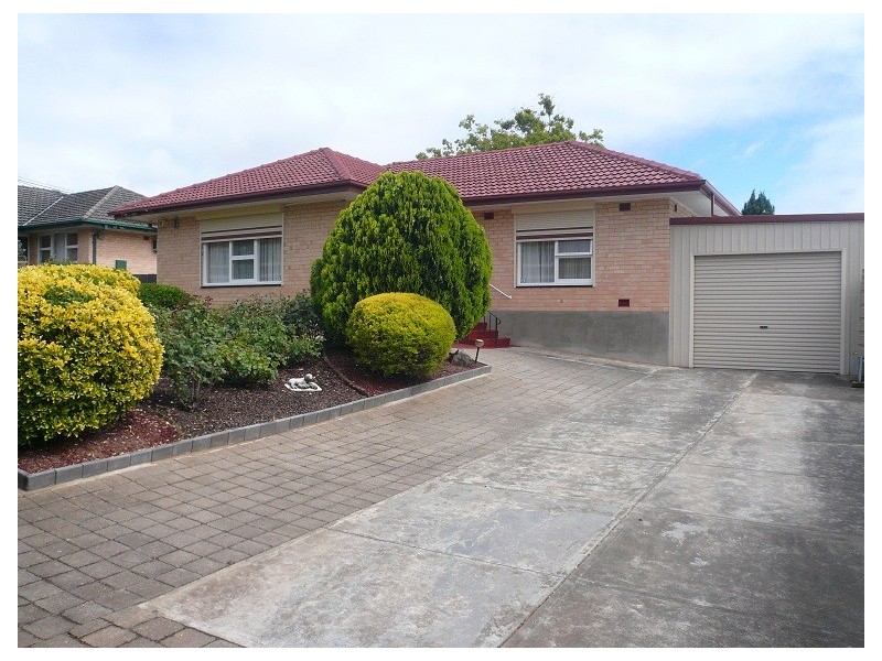 16 Clyde Street, Modbury SA 5092