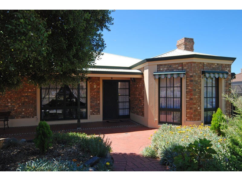 19 Greenfinch Crt, Wynn Vale SA 5127
