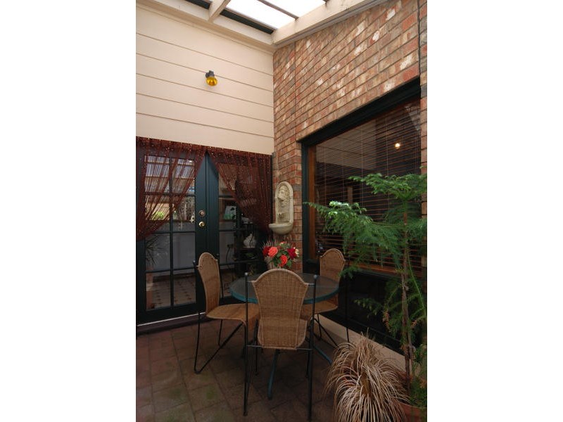 19 Greenfinch Crt, Wynn Vale SA 5127