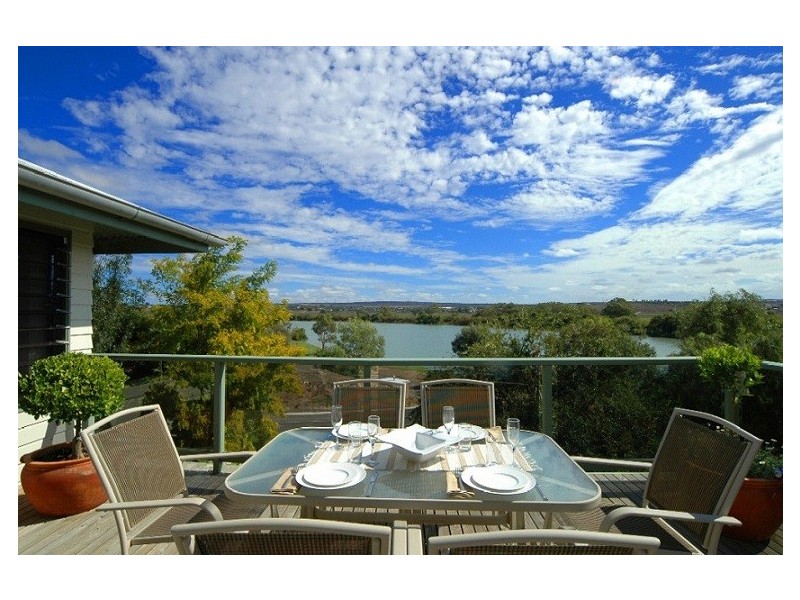 2 Thiele Road, Murray Bridge East SA 5253