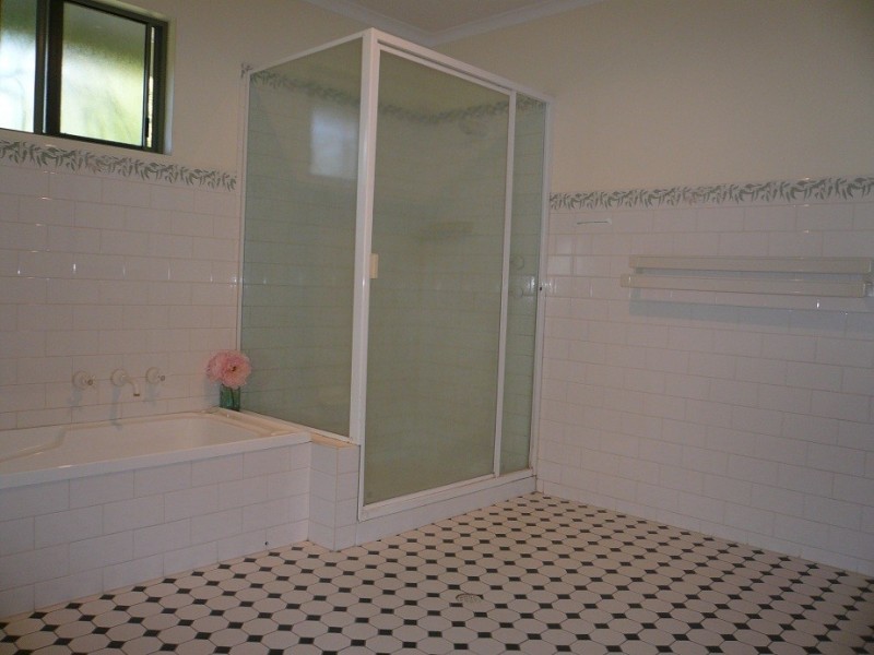 2 Thiele Road, Murray Bridge East SA 5253