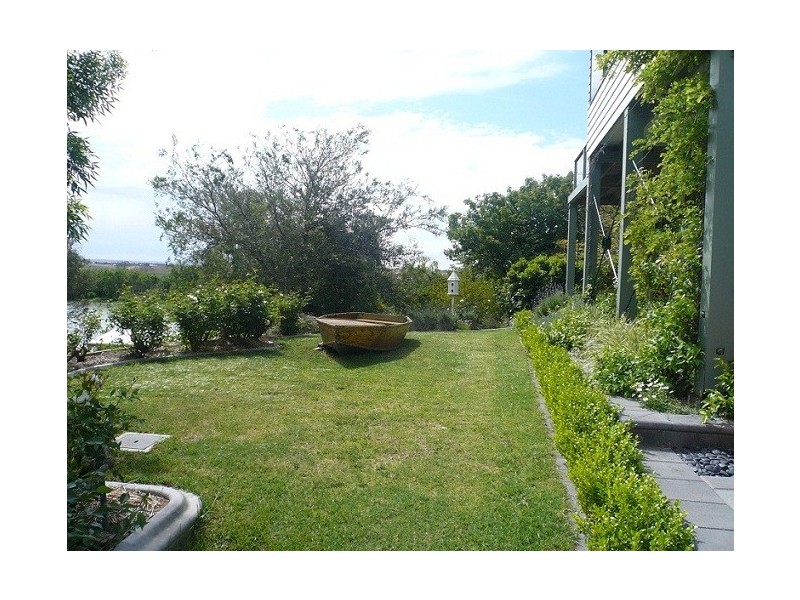 2 Thiele Road, Murray Bridge East SA 5253