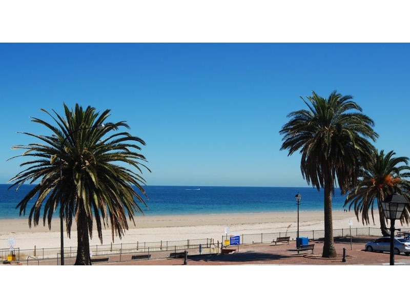 2/222 Esplanande, Seacliff SA 5049