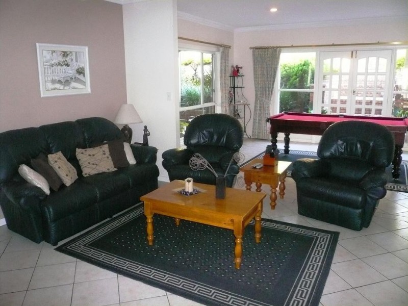 6 Rochester Crescent, Golden Grove SA 5125
