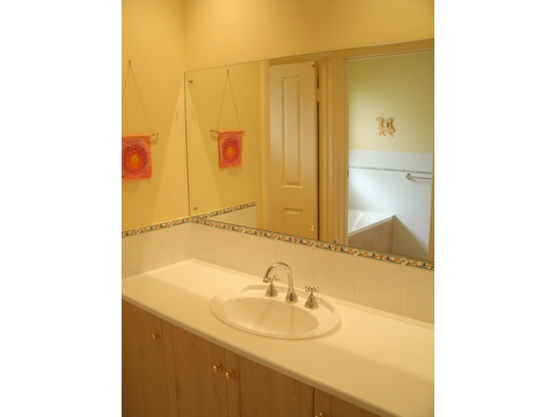 1 Lady Bute Drive, Mount Barker SA 5251