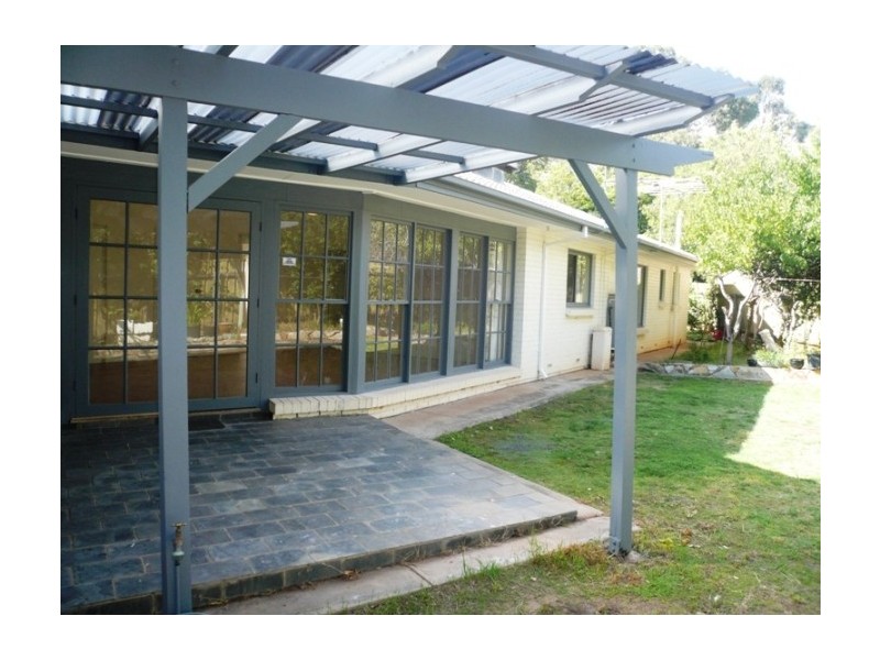 11 John Cleland Drive, Beaumont SA 5066