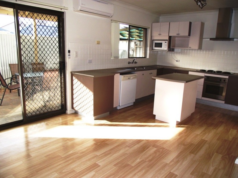 2/12 Finchley Street, Clovelly Park SA 5042