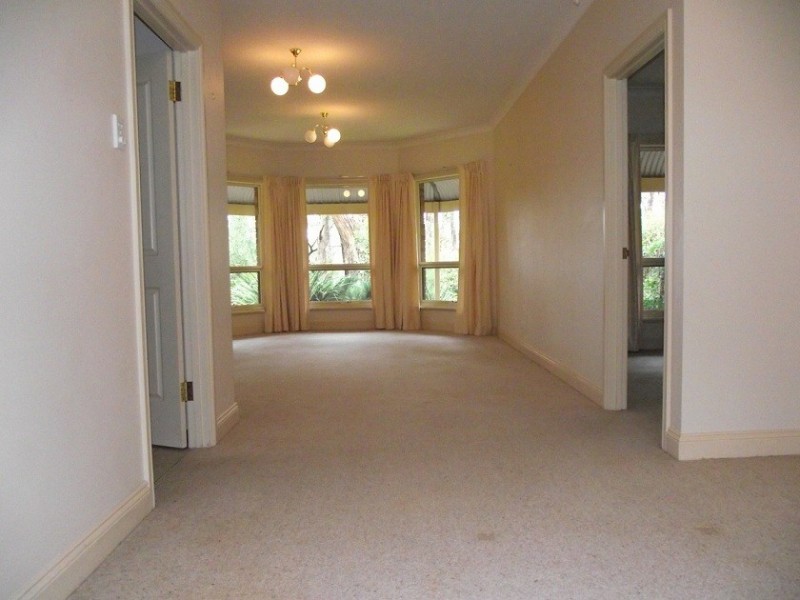 7 Hardy Road, Crafers SA 5152