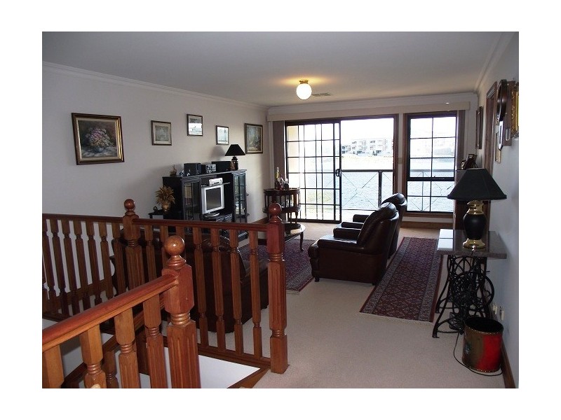 3 Kauri Way (Harbourside Quays), Port Adelaide SA 5015