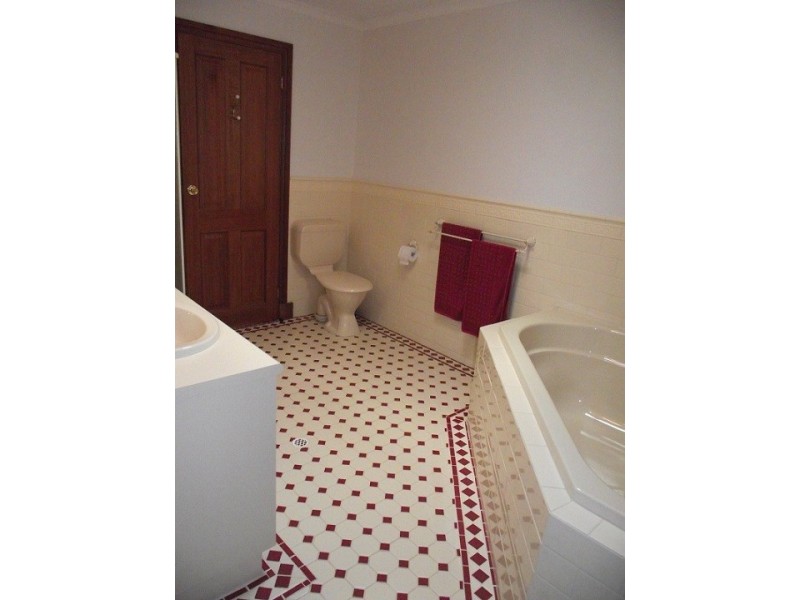 3 Kauri Way (Harbourside Quays), Port Adelaide SA 5015