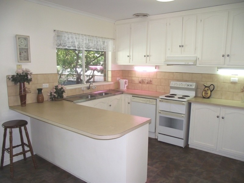 73 Waitara Road, Banksia Park SA 5091