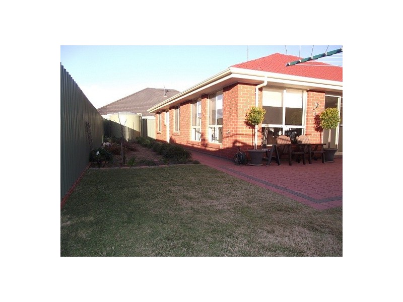 4 Hawdon Place, Mount Barker SA 5251