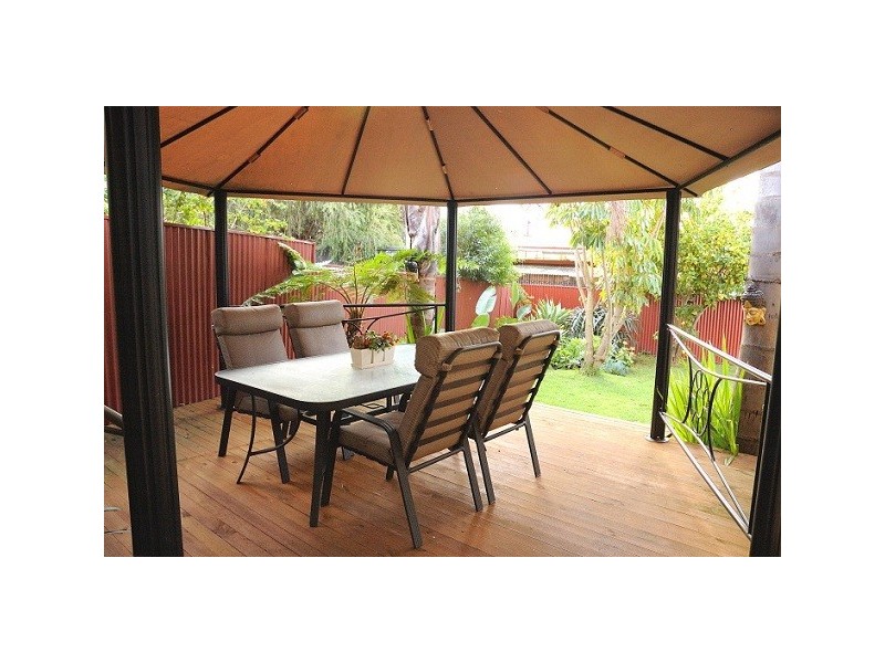 10 Tamala Crescent, Gilles Plains SA 5086