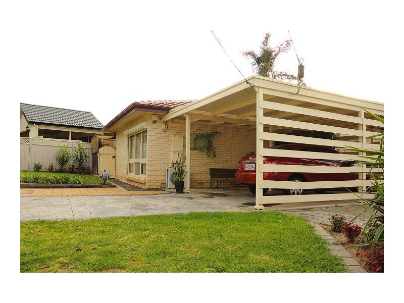 10 Tamala Crescent, Gilles Plains SA 5086