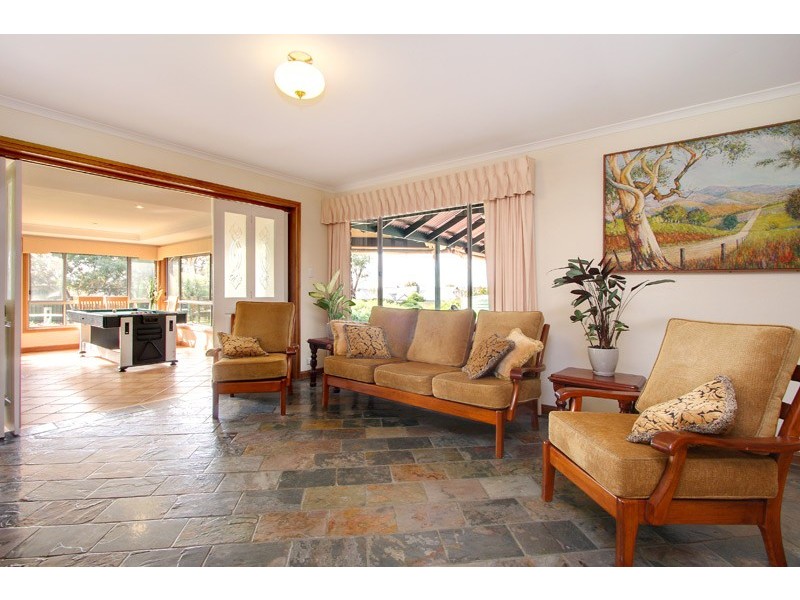 10 Burnett Drive, One Tree Hill SA 5114