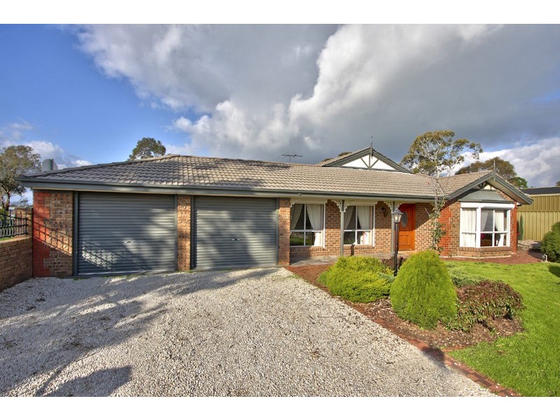 10 Burnett Drive, One Tree Hill SA 5114