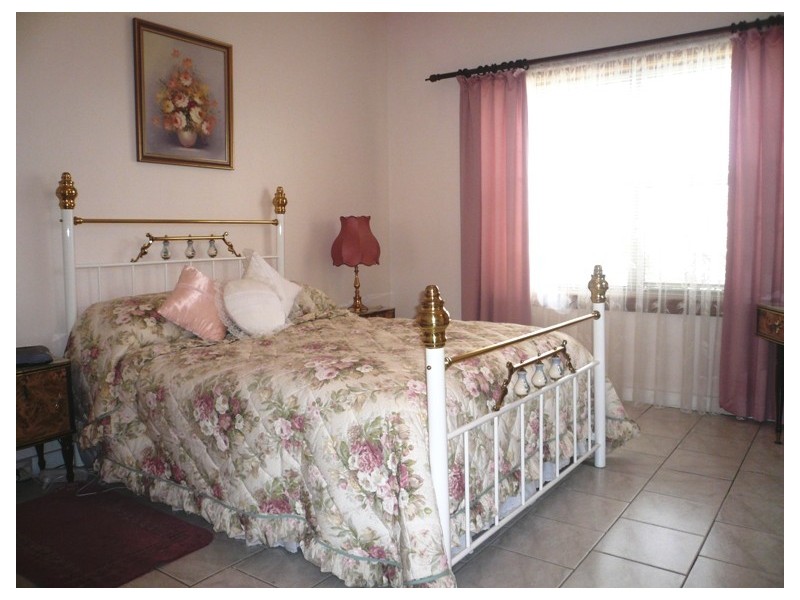 219 North East Road, Hampstead Gardens SA 5086