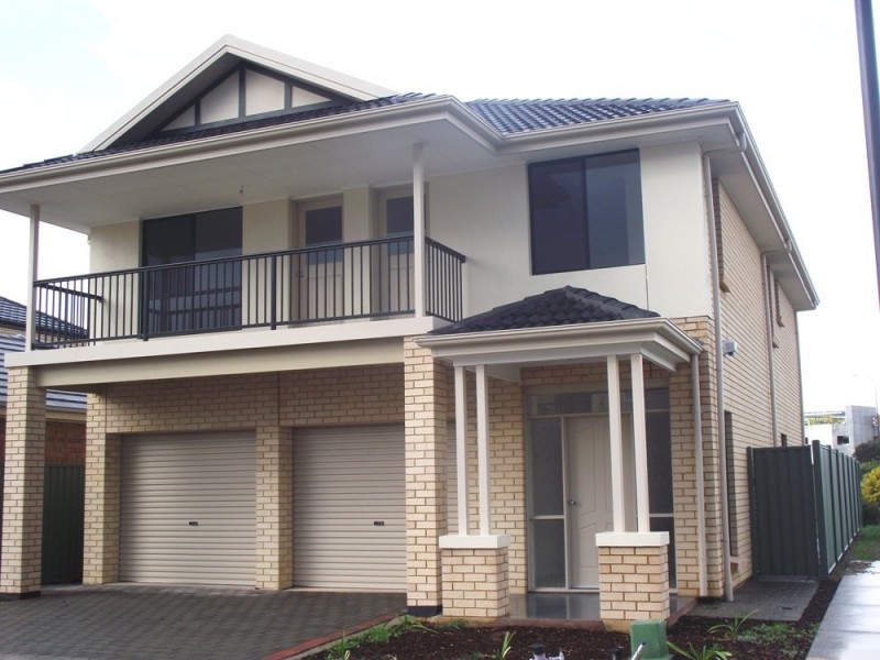 9 Antigua Court, Mawson Lakes SA 5095