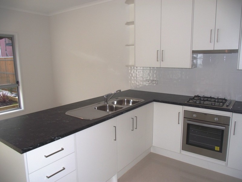 24 Robinson Street, Mawson Lakes SA 5095